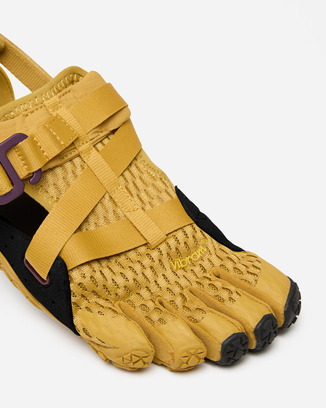 Breezandal Women's Mustard and Black, airy upper for quick drying