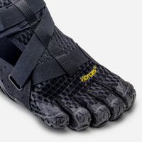 Breezandal Black, 3D Cocoon mesh built into the sole