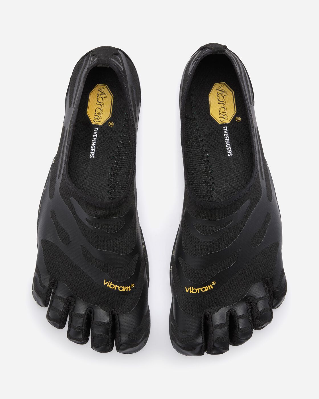 Graspifier Women's Black, segmented sole cut into independent zones