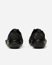 V-Run Black, soft, perforated upper for maximum ventilation