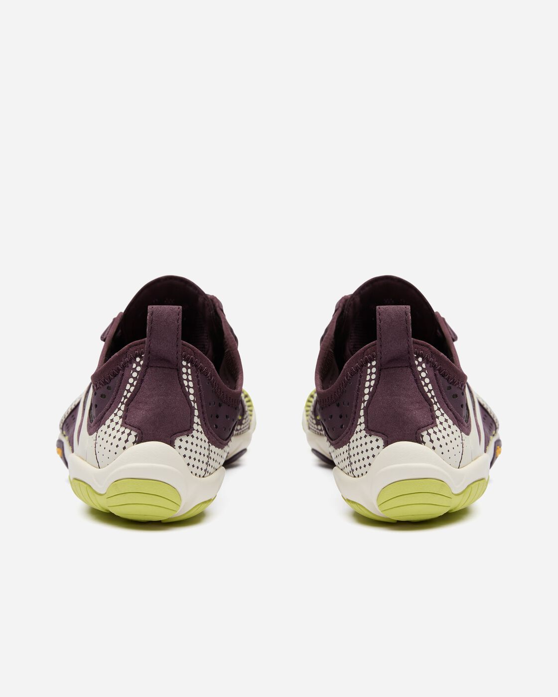 V-Run Black and Plum, zero drop and five separated toes