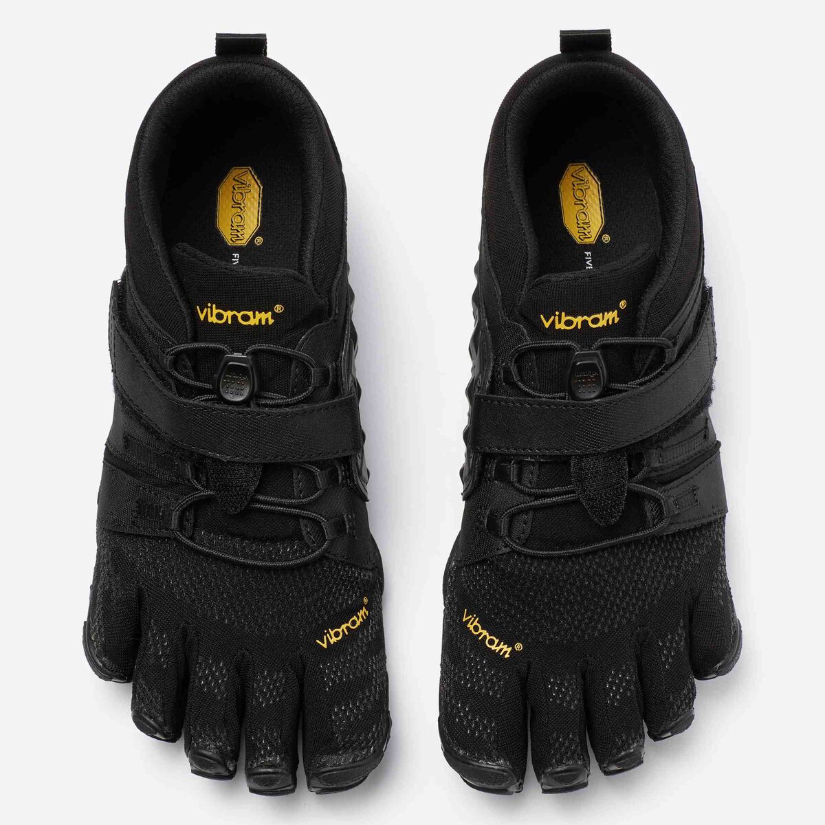 V-Train 2.0 Black, rope-style lugs under the arch