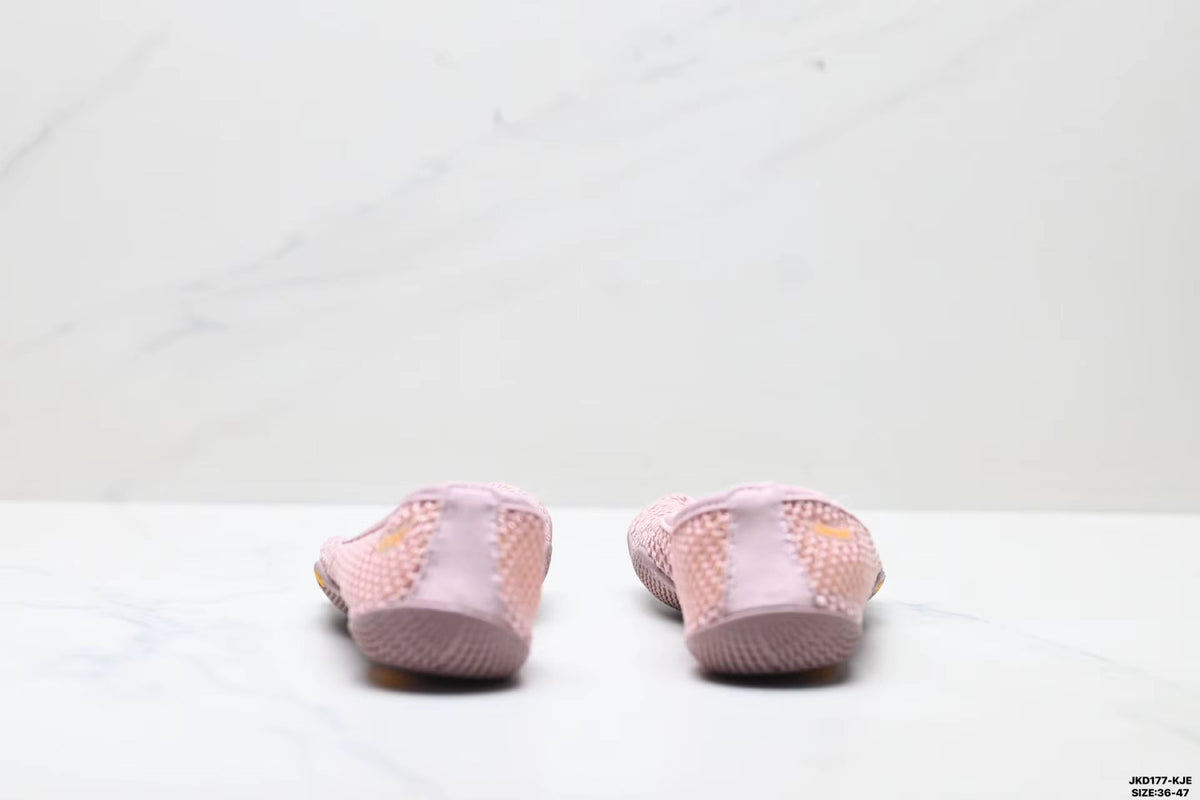 Vi-B ECO Pink, soft, breathable slip-on upper